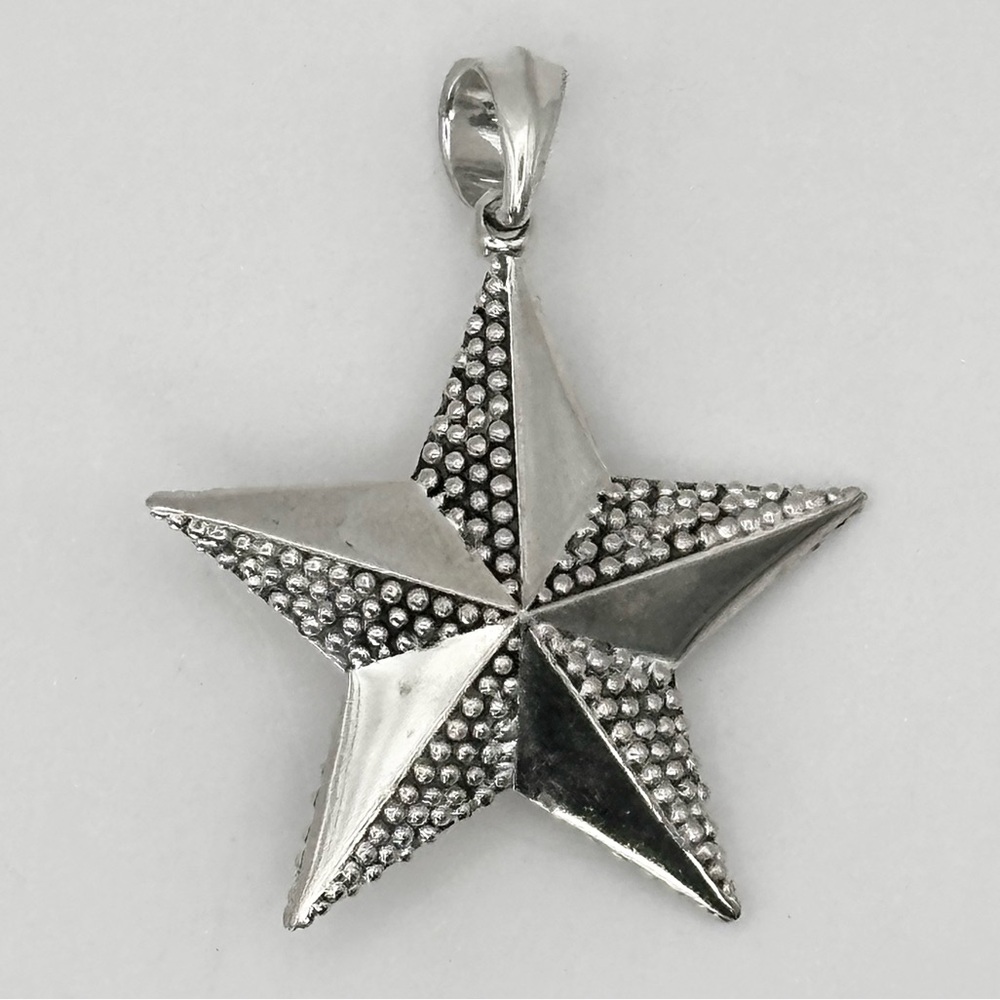 Lagos Caviar Signature Sterling Silver Lone Star Pendant
